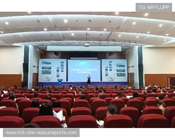 校方回应西南大学教师招聘考生跑步现象，西南大学2021年教师招聘会